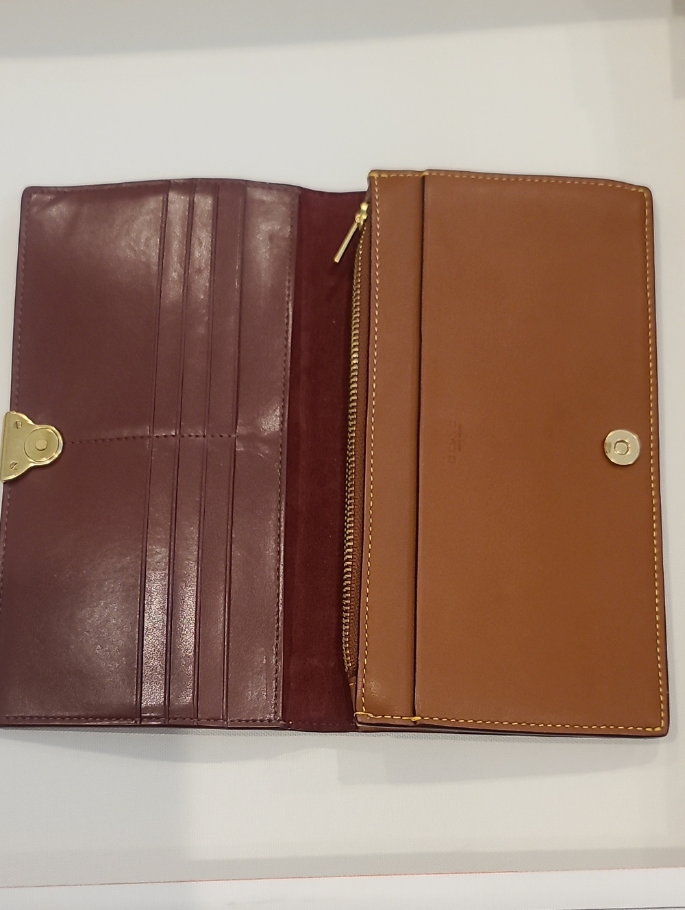 Coach Continential Wallet - Picture 4 of 5